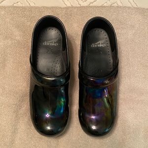 Dansko Women's Professional Petrol Patent Leather Nursing Clogs